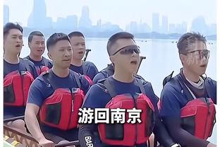 机器人程序启动？小卡赛前投篮热身一个不丢⛹️♂️